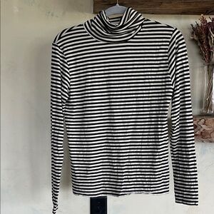 Diega Tamio Turtleneck